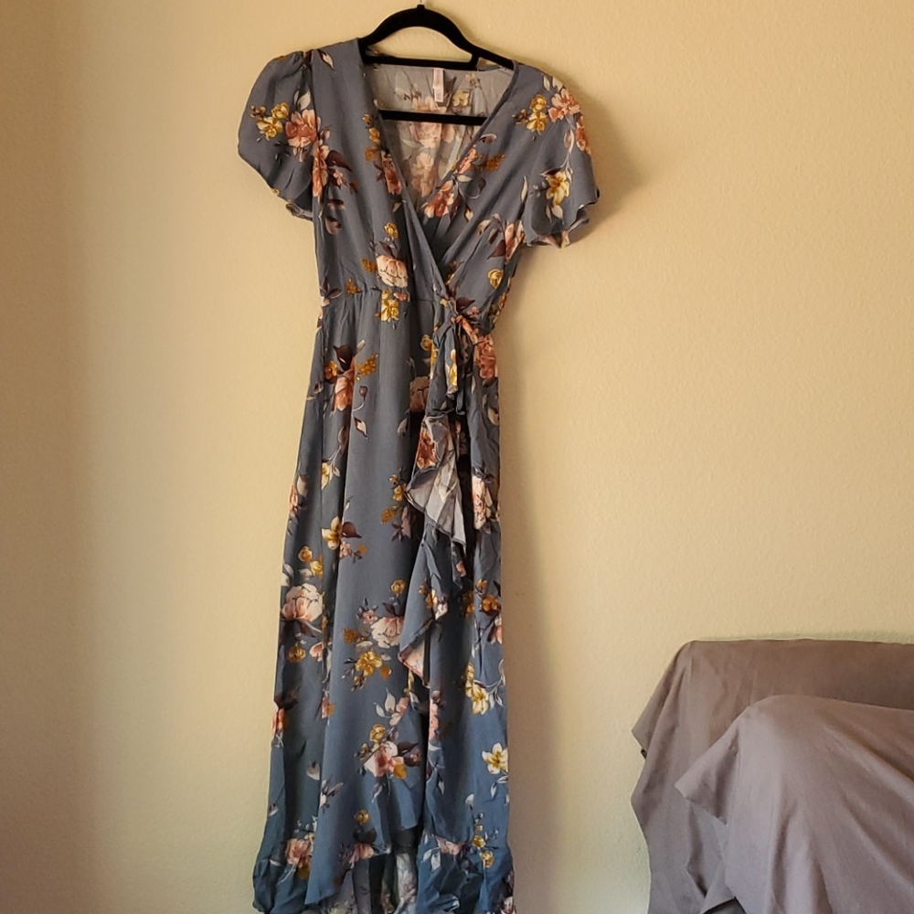 Floral Xhilaration Maxi Dress